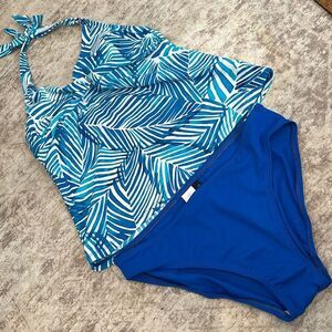 Chaps size 10 two piece bathing suit halter tankini